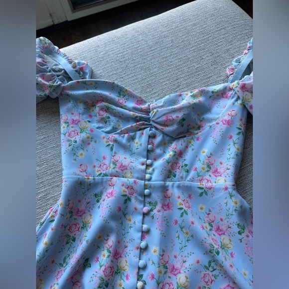 House of CB Aria Blue Floral Mini Dress - Picture 7 of 9